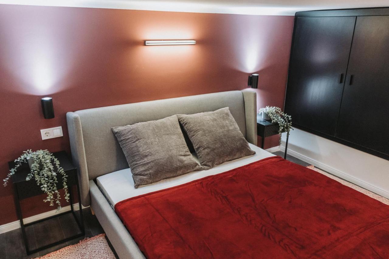D84- Boutique Apartments, Best Location, By Bqa 布达佩斯 外观 照片